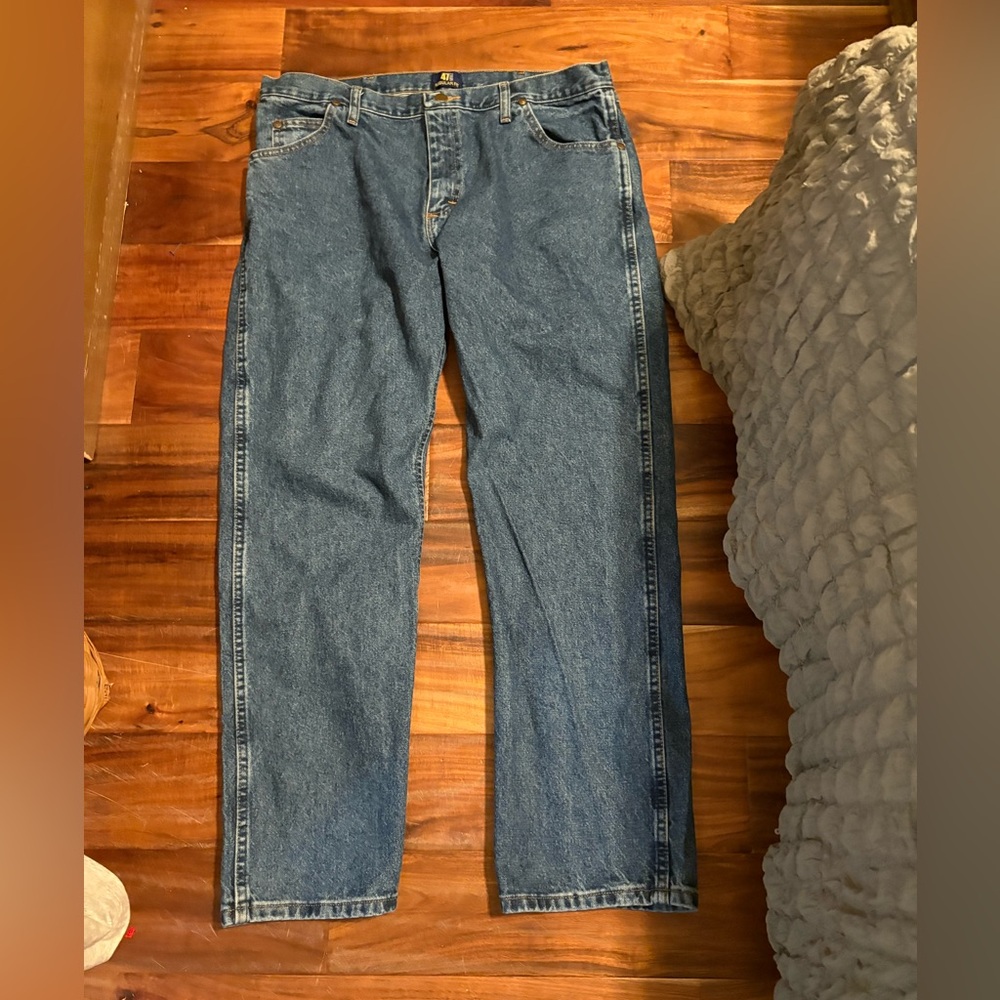 Wrangler Men’s Regular Fit Jeans 34 Dark Wash • Classic Straight Leg (0342)